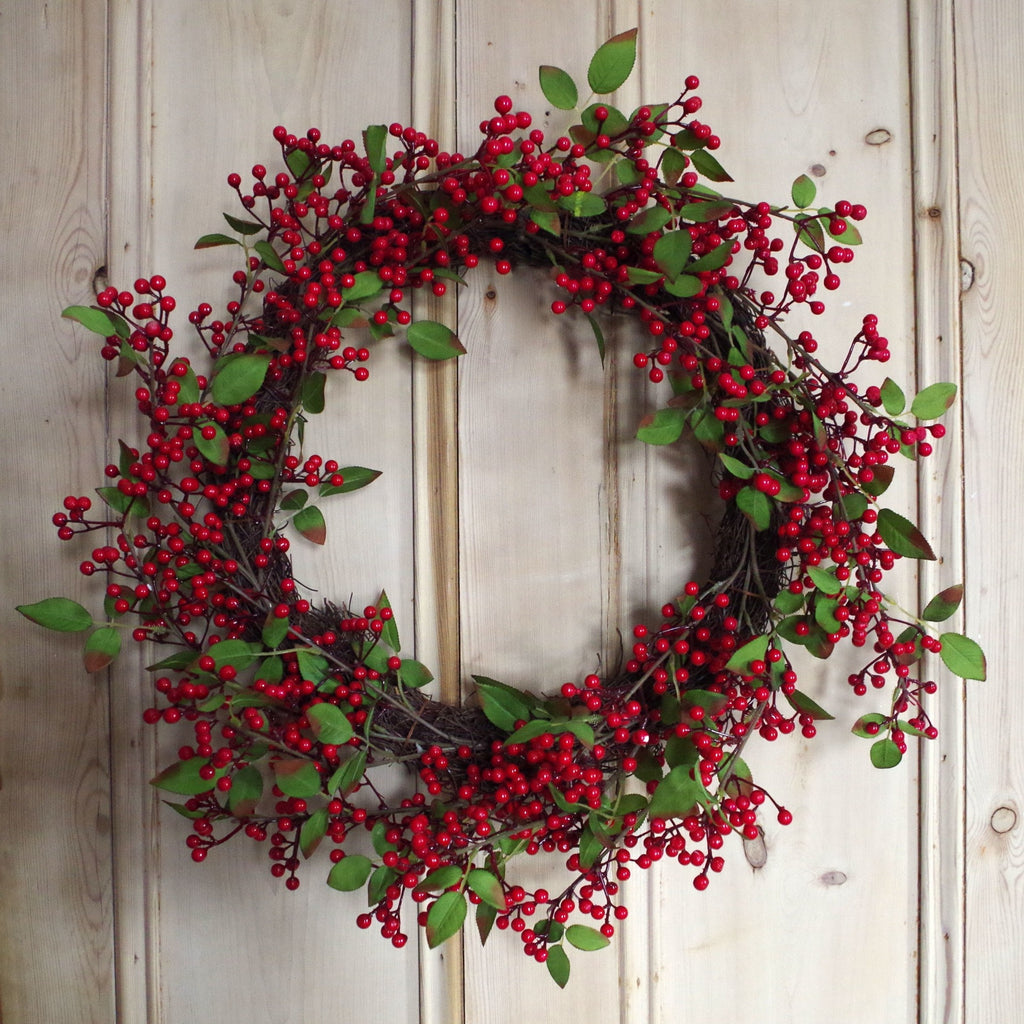 60cm (24") Large Luxury Artificial Christmas Natural Look Red Berry Floristry Wreath