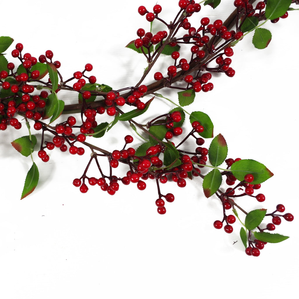 150cm Large Luxury Artificial Christmas Natural Look Red Berry Floristry Garland